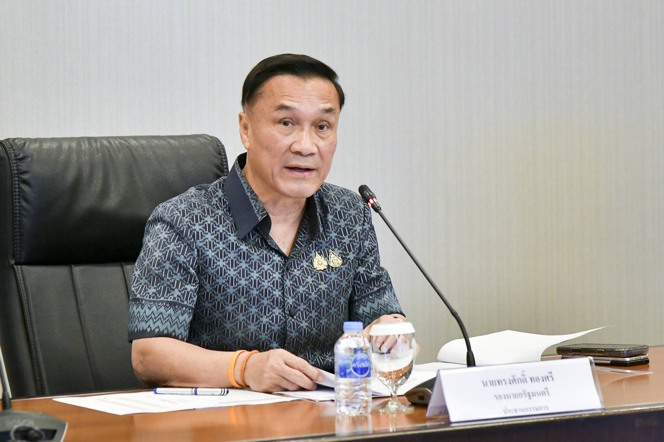 ‘ทรงศักดิ์’ ลุยลงพื้นที่แก้น้ำท่วม-น้ำแล้ง สั่งเร่งตัดน้ำเข้าพื้นที่แก้มลิง รับมือฝนมาเต็ม เดินเกมป้องกันน้ำหลาก