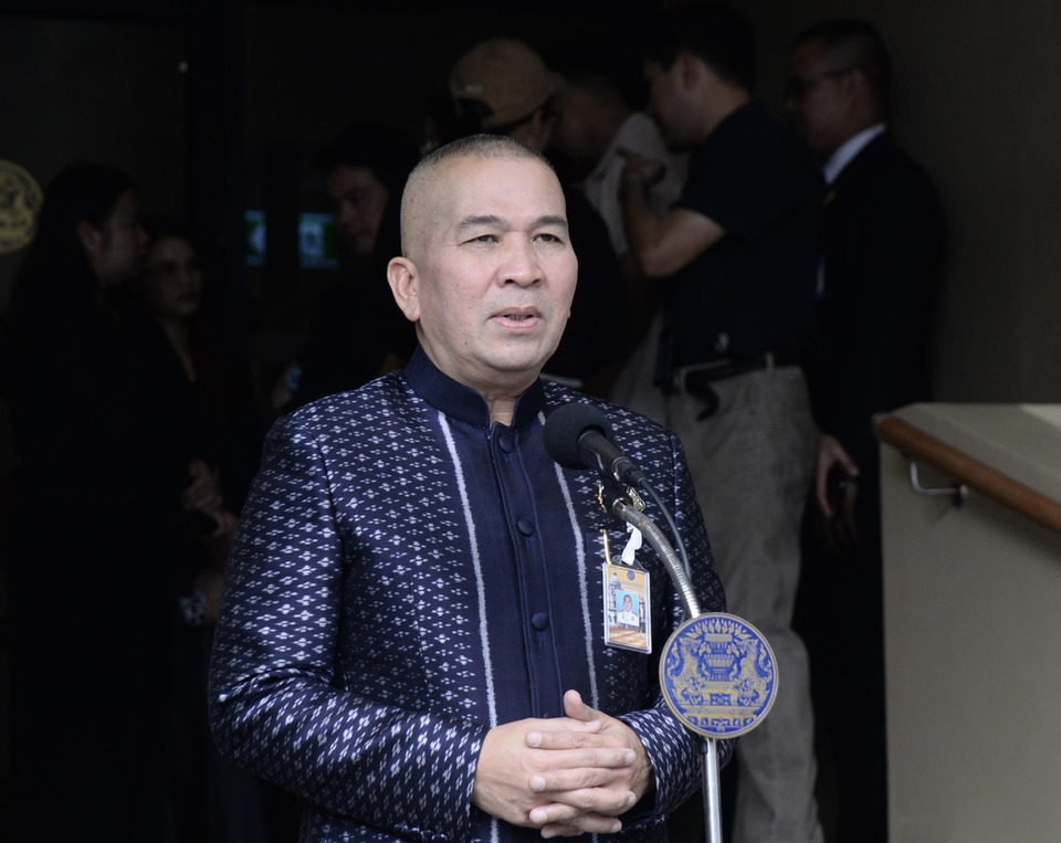 “รมว.ยุติธรรม” ปัดกดดัน “ภาวุธ” หลังออกมาอวย TH - AI  Passport  เผยออกหมายเรียกแล้ว 20 กว่าคน คาดทยอยแจง “ดีไอเอส” สัปดาห์หน้า