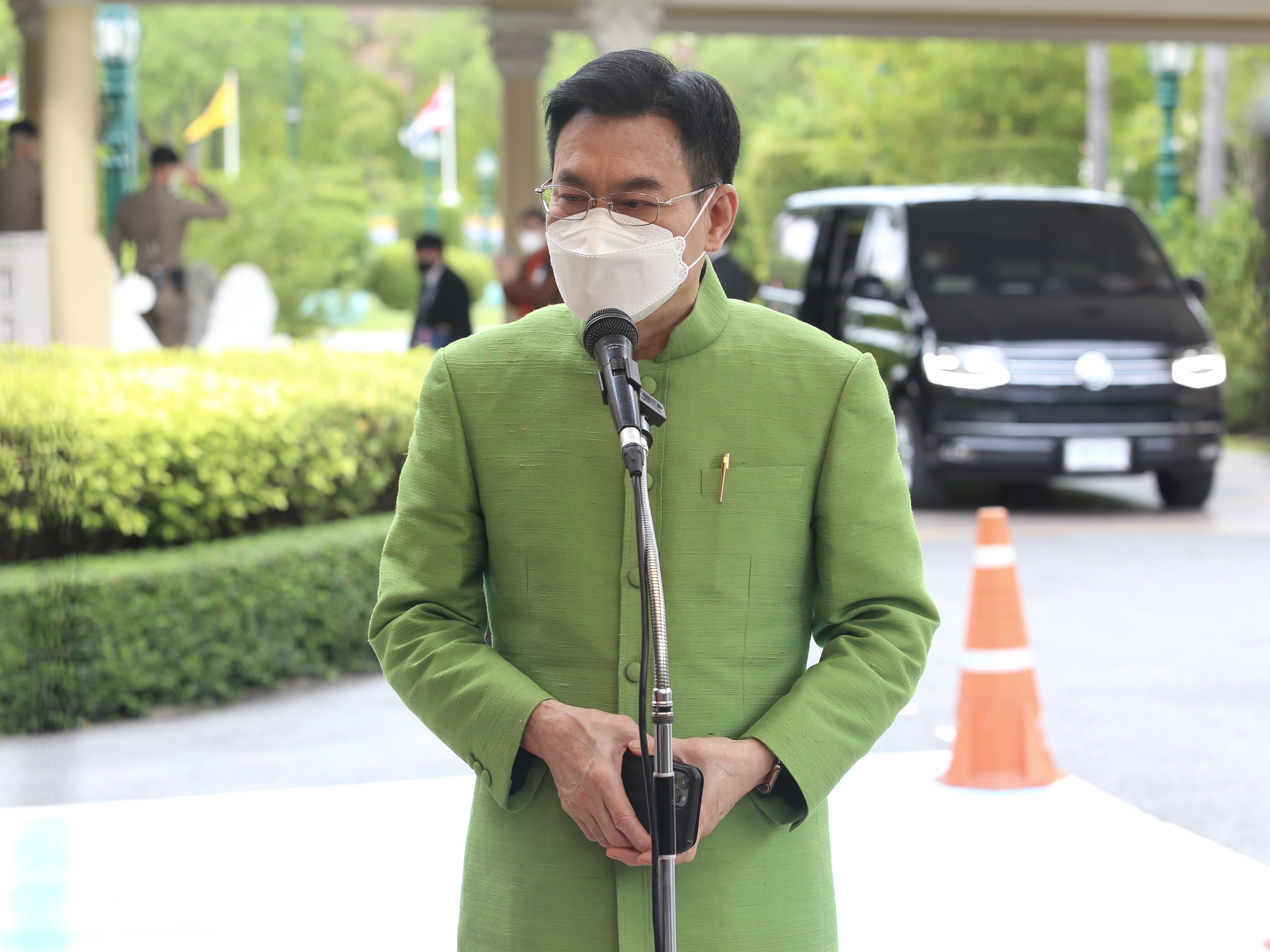 “จุรินทร์” สั่งการเร่งปรับลดราคาน้ำมันปาล์มขวด ให้สอดคล้องต้นทุนใหม่ ภายในสัปดาห์นี้ พร้อมตรึงราคานม