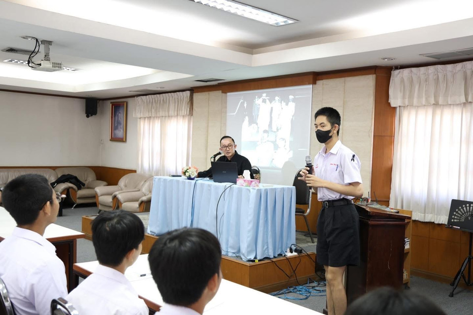 ม.ล.ปนัดดา บรรยายพิเศษนักเรียนเชียงรายวิทยาคม ย้ำคุณธรรม“เพียร-ซื่อตรง-สุภาพชน”รากฐานพลเมืองไทย