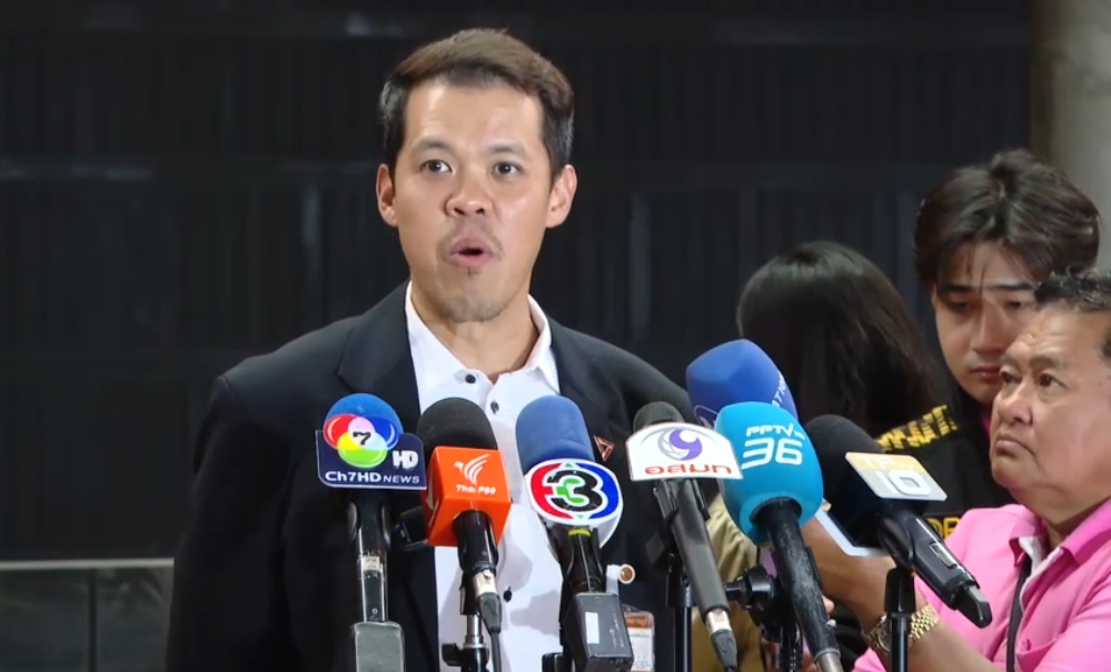 "ปกรณ์วุฒิ" แจงไม่เคยด้อยค่าทหาร แต่ไม่อยากให้ยุ่งการเมือง ต้องปฏิรูปกองทัพ  ยัน "สส.เชียงราย" ลงพื้นที่ช่วยน้ำท่วม