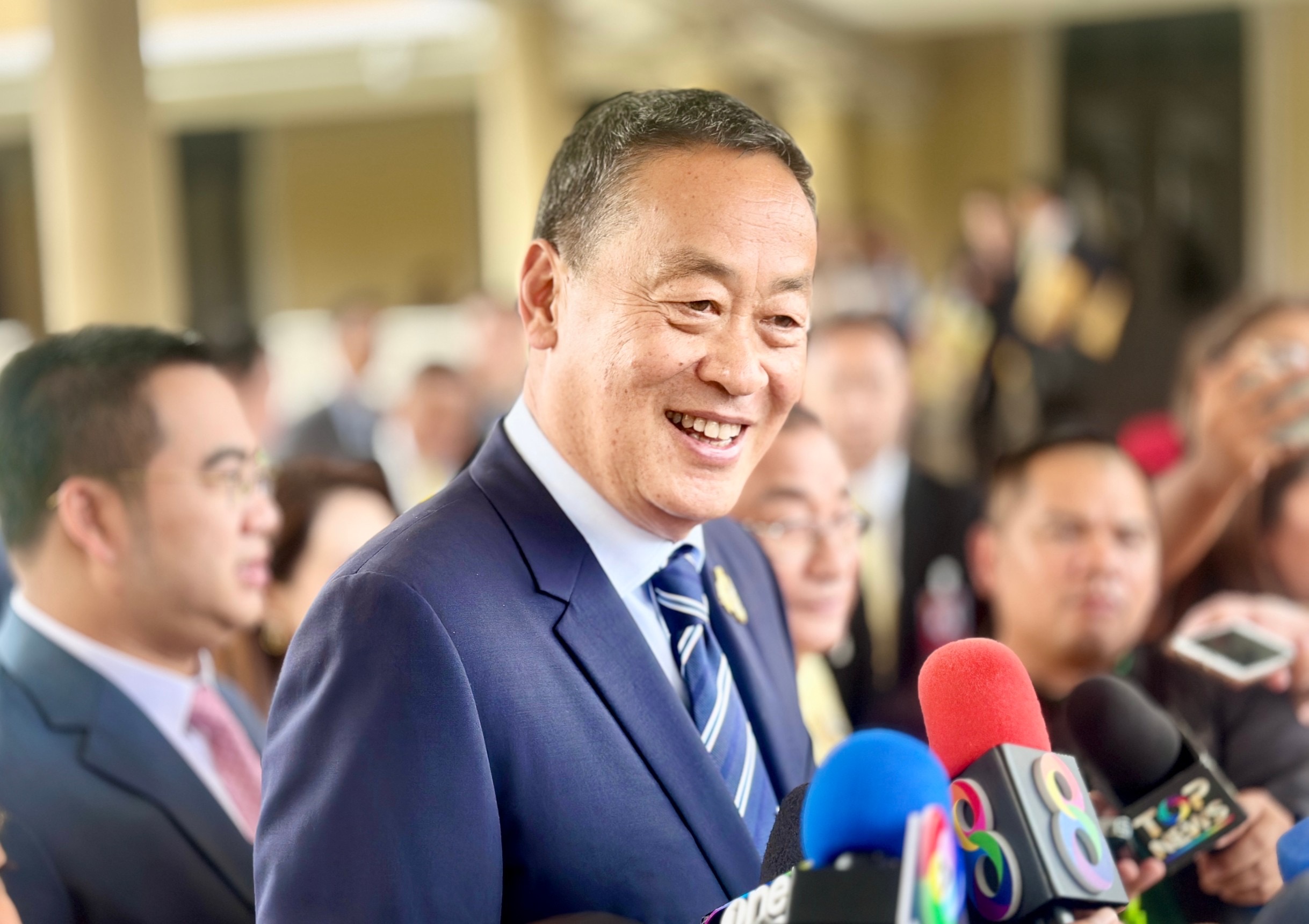 “นายกฯ”หอบ รมต.เชียร์บอลไทย แข่งรอบคัดเลือก เผยโทรให้กำลังใจ “เจ-ชนาธิป” สู้เต็มที่