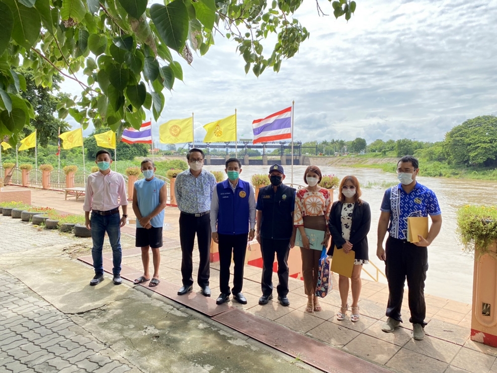 นภอ.ท่าเรือ ลงพื้นที่เขื่อนพระรามหก ติดตามและเฝ้าระวังเตรียมรับมือน้ำล้นริมตลิ่งแม่น้ำป่าสัก
