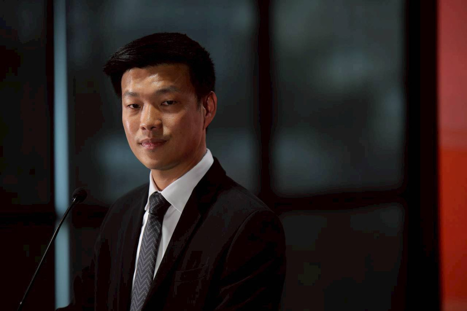 ‘เท้ง’ ขู่รัฐบาล! หากไม่เปิดประชุมวิสามัญแก้ รธน. ก่อน 12 ธ.ค. พร้อมยื่นซักฟอกทันที ยันคุย ‘จุลพันธ์’ จริง–ปชน. พร้อมโหวตกรณีรัฐมนตรีสีเทา