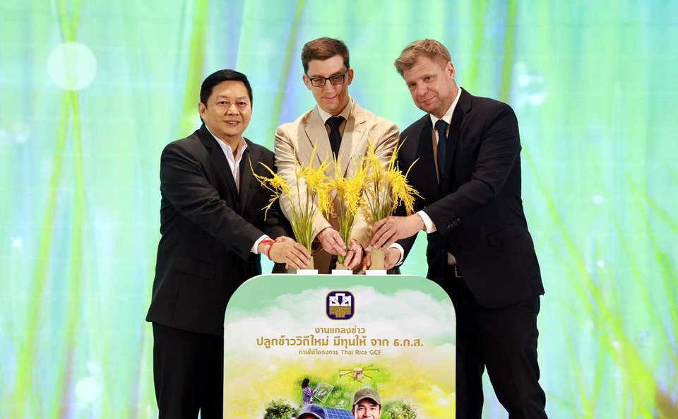 ธ.ก.ส. จับมือ GIZ เปิดทุน-สินเชื่อ 5,300 ล้าน หนุนปลูกข้าวลดโลกร้อน