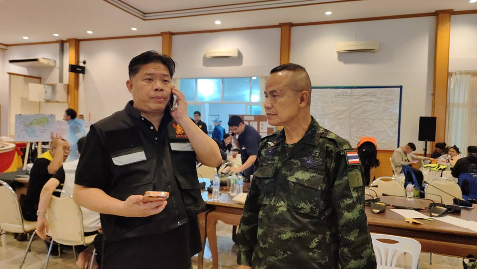 กสทช.ปรับองศาเสาสัญญาณจากพื้นที่ใกล้เคียง ประสานค่ายมือถือนำรถโมบายล์ขยายสัญญาณ ช่วยเหลือปชช.พื้นที่น้ำท่วมหาดใหญ่