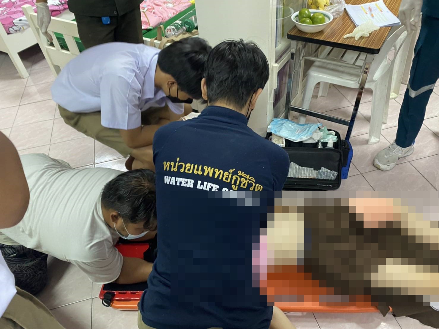 สาวม.6 โรงเรียนสตรีดังย่านสาทร  พลัดตกอาคาร 6 ชั้นเสียชีวิตปริศนา