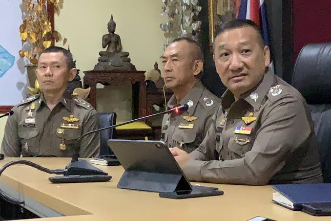 หวั่นตามเก็บ! ตร.สั่งเฝ้า รพ.-ล่าตัวมือปืนป้องกันเกิดเหตุซ้ำ​ ขณะที่เลขาฯนายก อบต.หนองนกไข่ ยังโคม่า
