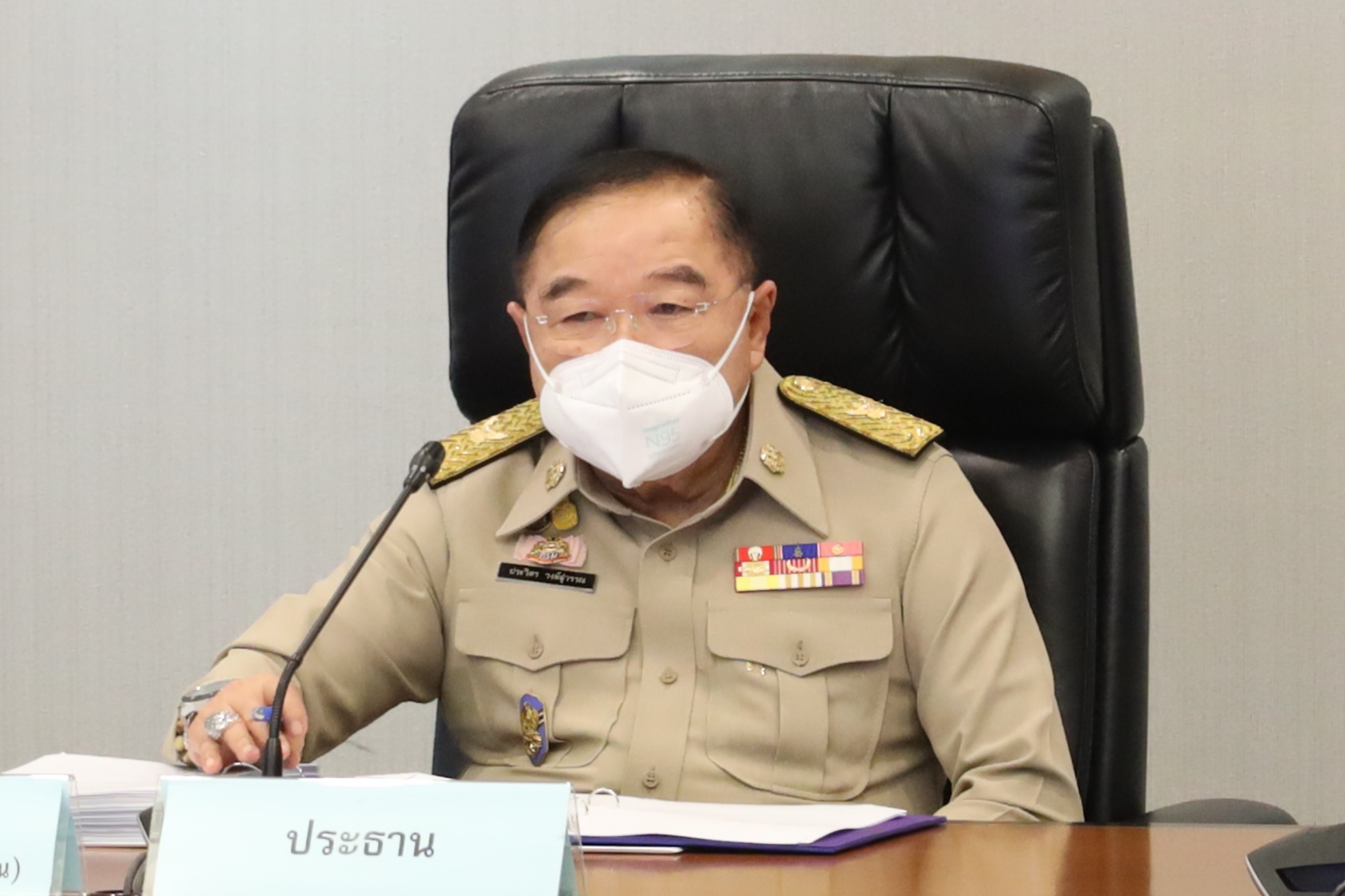 ลุงป้อม คอนเฟอเรนซ์ คจร. พัฒนาระบบขนส่งสาธารณะโครงข่ายทางรถไฟ ทางหลวงพิเศษระหว่างเมือง