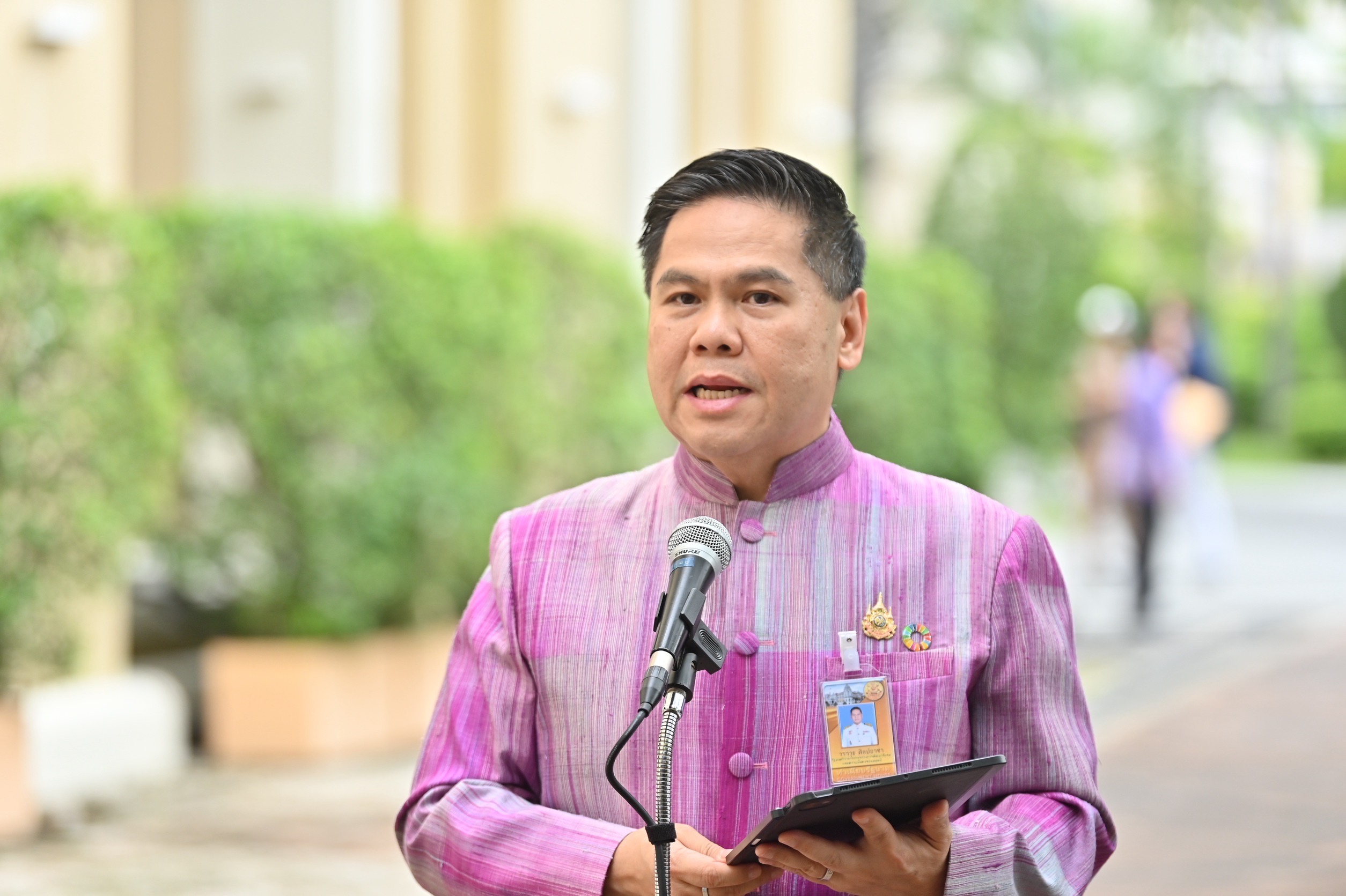 “วราวุธ” สั่ง ทีม พม. จว.ภาคเหนือ เฝ้าระวังน้ำป่าไหลหลาก ดินสไลด์ หลัง กรมอุตุฯ คาดการณ์ฝนตกหนัก 
