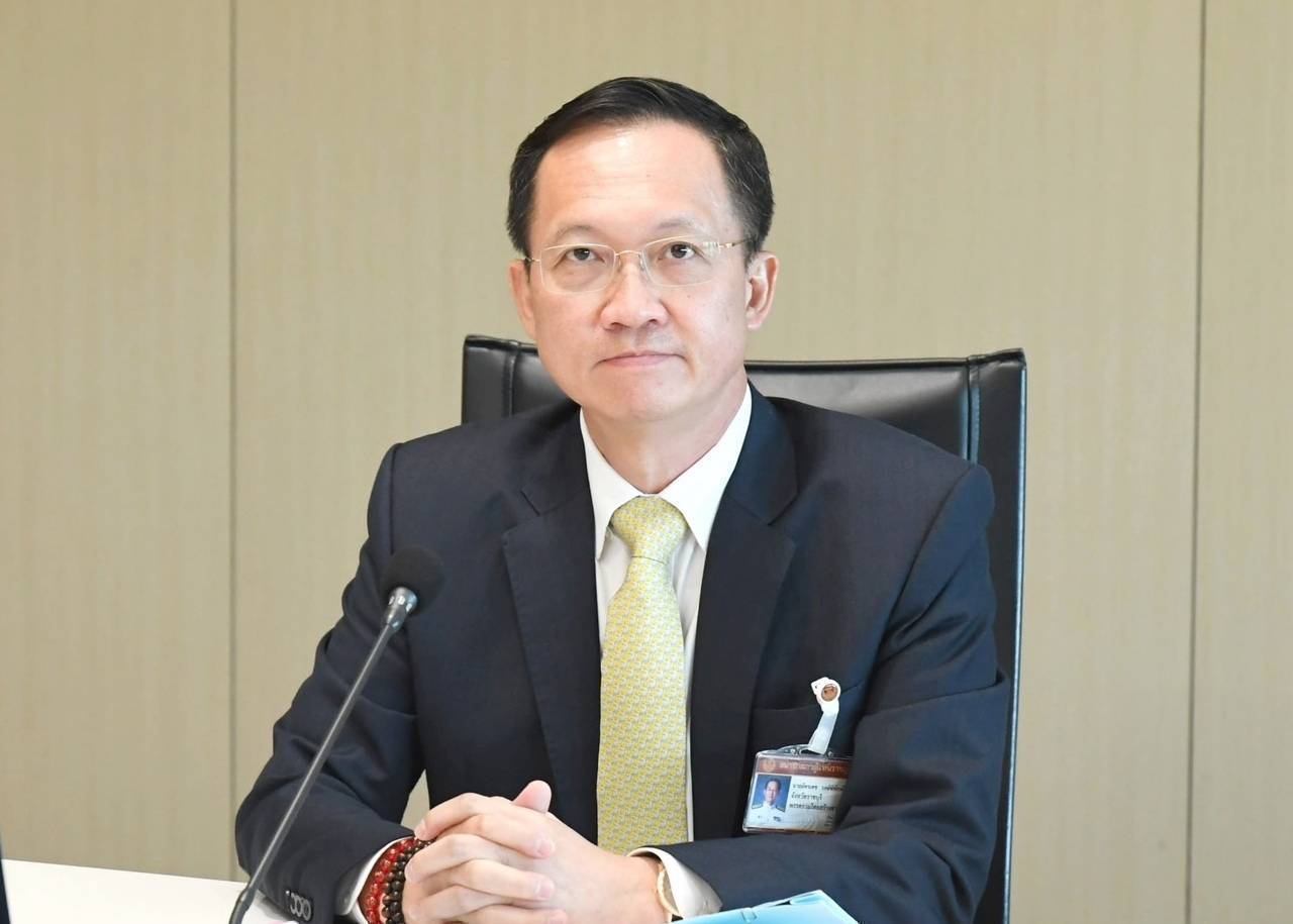 "โฆษกรวมไทยสร้างชาติ"  โต้ "สนธิญาณ"  ยันพรรคสานต่อเจตนารมณ์ "บิ๊กตู่" ย้ำจุดยืนแก้รธน.ไม่แตะ ม.112 มุ่งปราบคอร์รัปชั่น