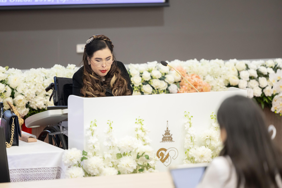 กรมพระศรีสวางควัฒนฯ ทรงบรรยายพิเศษ เรื่อง "การเกิดโรคมะเร็ง" พระราชทานแก่ นศ.แพทย์ปี 3 รุ่นที่ 4 เป็นครั้งที่ 4