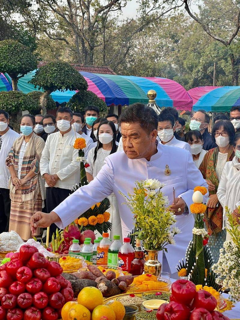 ผู้ว่าฯ อุตรดิตถ์ บวงสรวงดวงวิญญาณพระยาพิชัยดาบหัก และพิธีเบิกธรณีโครงการพัฒนาพื้นที่ตามผังเมืองรวมชุมชนพิชัย