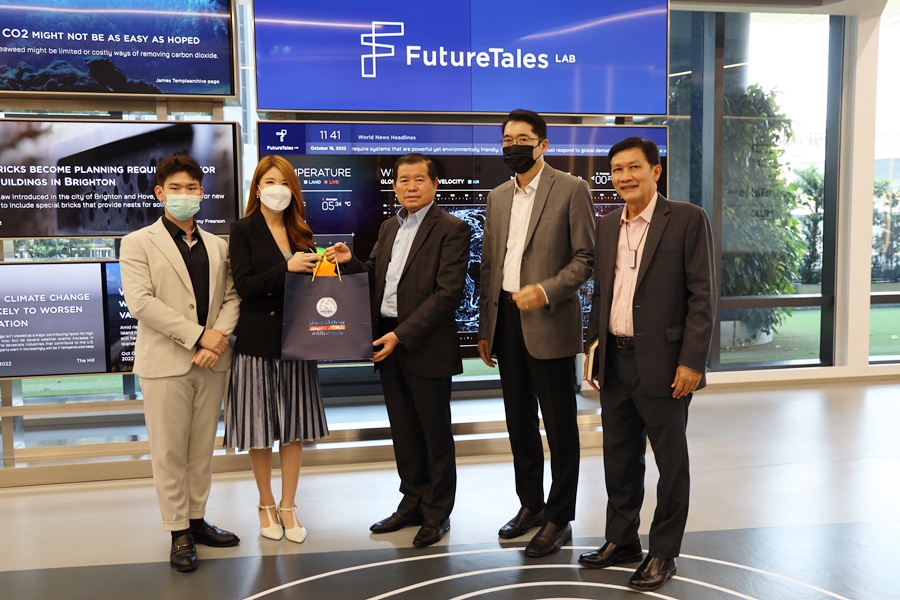 "นิพนธ์"  นำทีมนโยบายพรรคประชาธิปัตย์ เยี่ยมชม FutureTales Lab by QCDC