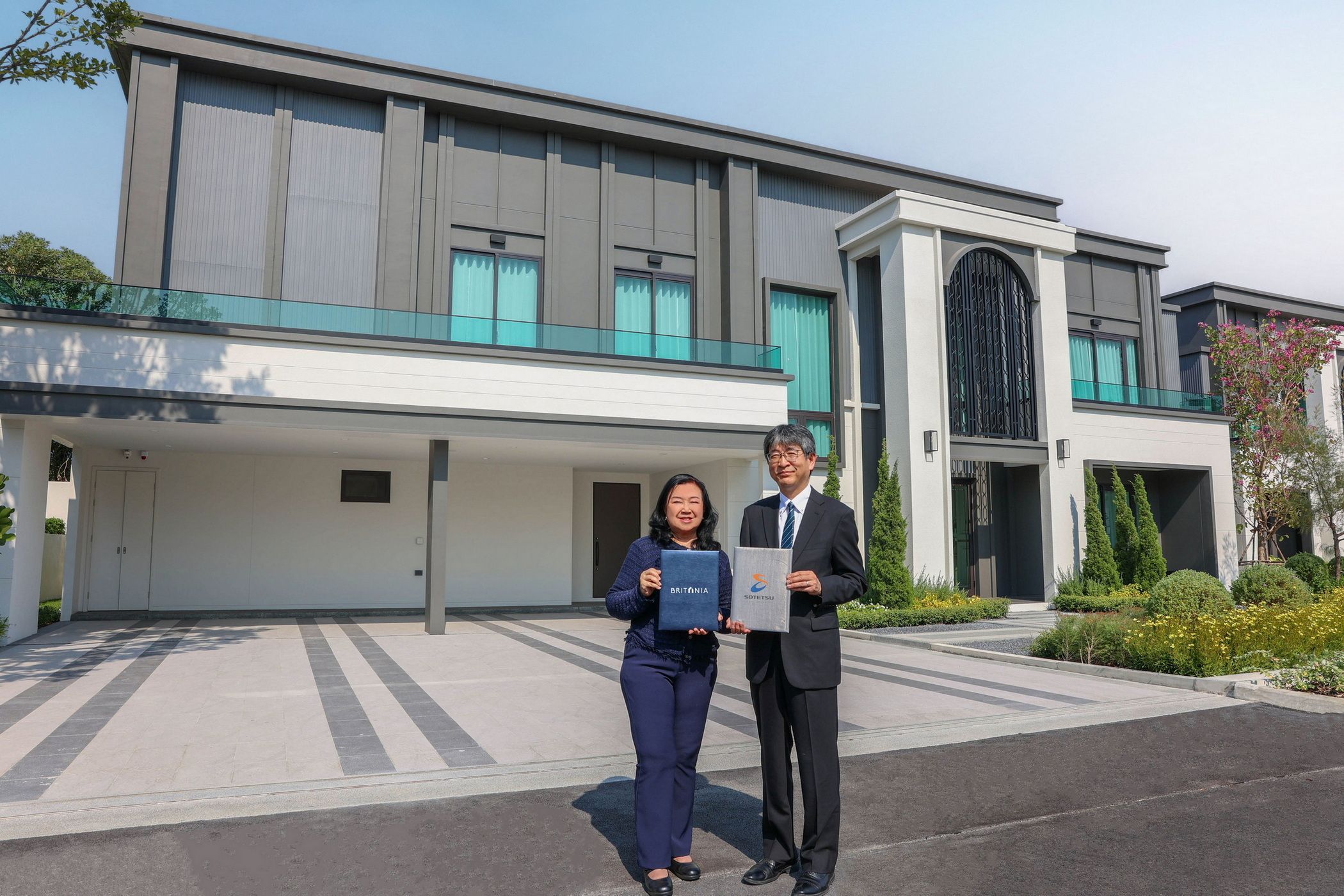 “บริทาเนีย” ร่วมทุนยักษ์ญี่ปุ่น “Sotetsu GROUP” เนรมิตบ้านเดี่ยวระดับ Luxury “เบลกราเวีย เอ็กซ์คลูซีฟ ราชพฤกษ์-พระราม 5”
