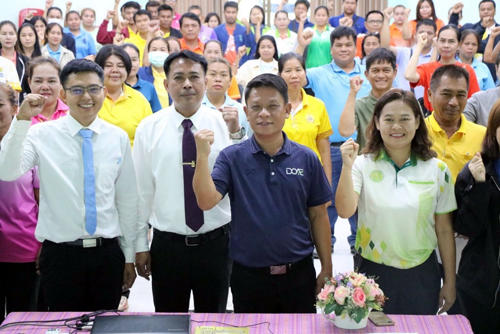 เกษตรร้อยเอ็ด ชวนเกษตรกรขึ้นทะเบียนผ่านสมาร์ทโฟน ครอบคลุม 20 อำเภอ