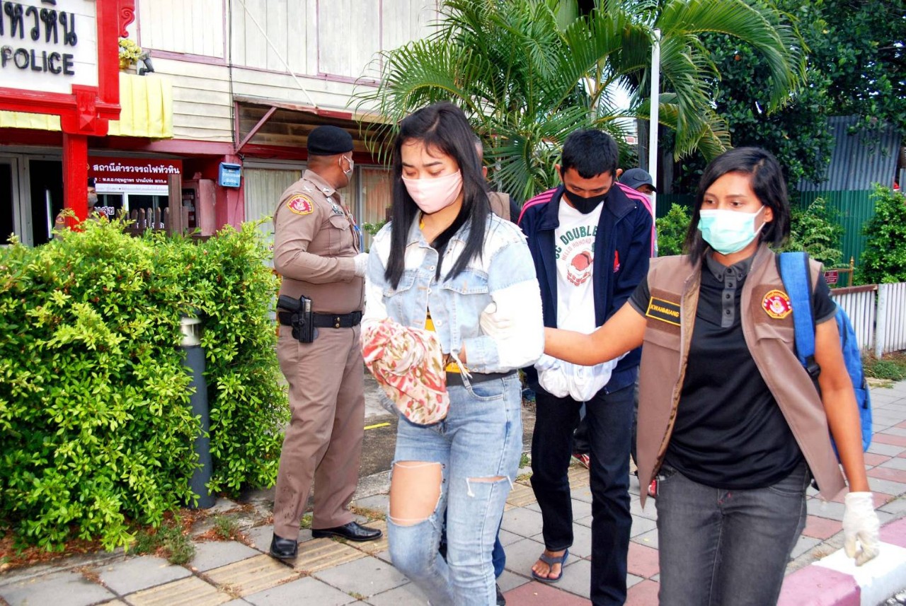 ตร.รถไฟจับหนุ่มสาวขนยาไอซ์ล็อตใหญ่ค่า 10 ล้านบาทล่องใต้