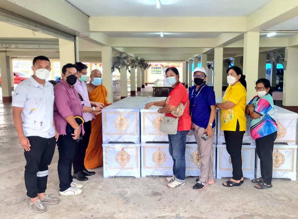 ใครต้องการโลงศพเชิญทางนี้! มีผู้ใจบุญร่วมบริจาค 80 โลง ช่วยศพไร้ญาติ-ศพติดเชื้อโควิด   