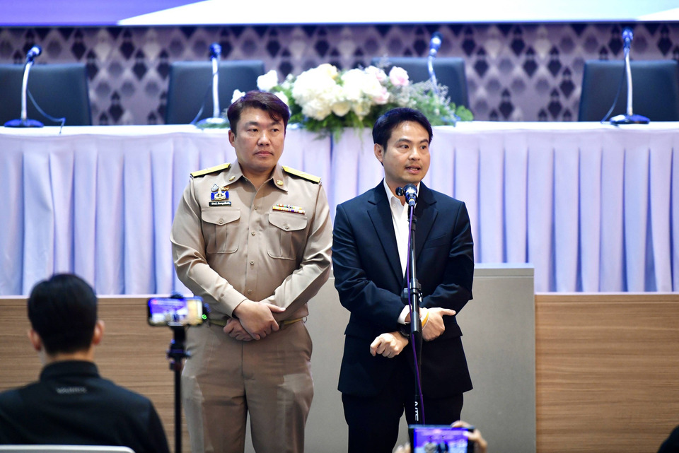 “ภราดร” จับตา 2-3 วัน น้ำจ่อเข้า กทม.หรือไม่ เขื่อนเจ้าพระยา ปริมาณน้ำแตะ 99 เปอร์เซ็นต์ เร่งระบายเพิ่ม ยันไม่หนักเท่าปี 54