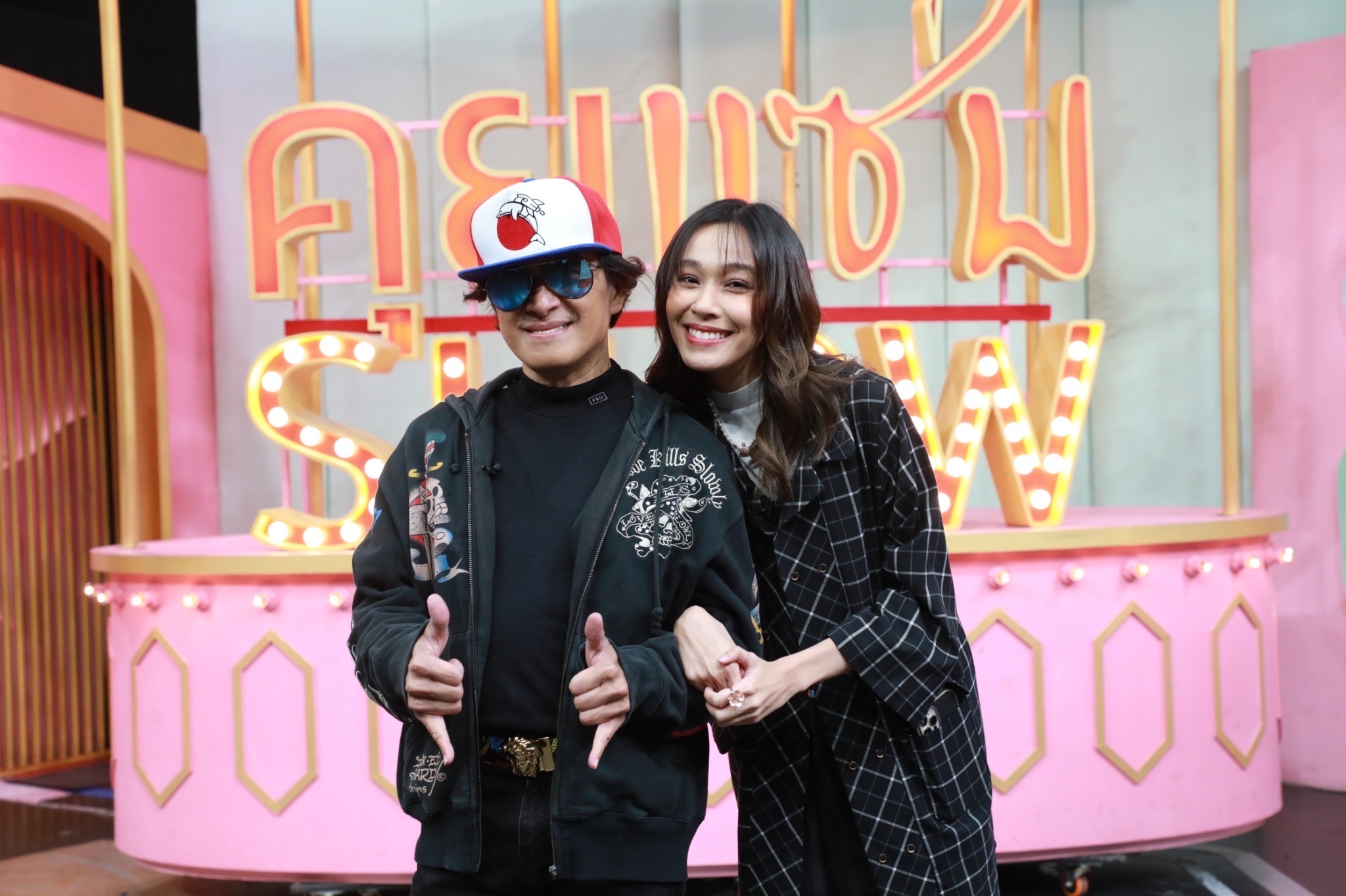 “ติ๊ก ชิโร่” ควงลูกสาว “น้องชาเม” เคลียร์คำครหาเปิดค่ายเพลงดันลูกเข้าวงการจริงไหม?!