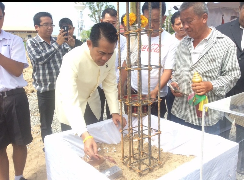 มูลนิธิมิราเคิล ออฟไลฟ์ จัดพิธียกเสาเอก วัดคุณพุ่ม วัดแห่งความกตัญญู พร้อมตั้งเป็นศูนย์เรียนรู้ด้านการเกษตร