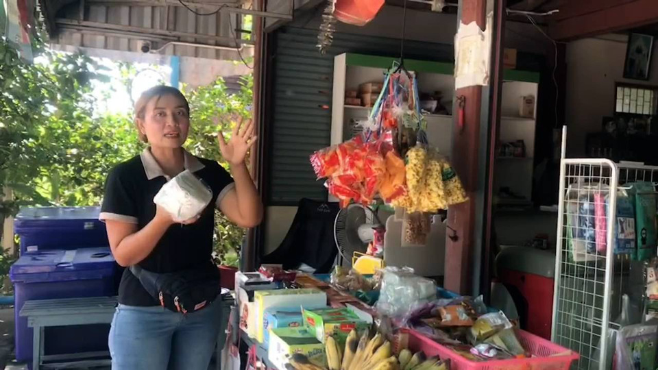 ร้านค้าชายแดนสุรินทร์สะท้อนโครงการไทยพลัสยังเงียบเหงา ชาวบ้านเข้าถึงสิทธิ์น้อย วอนรัฐช่วยกลุ่มชนบท 