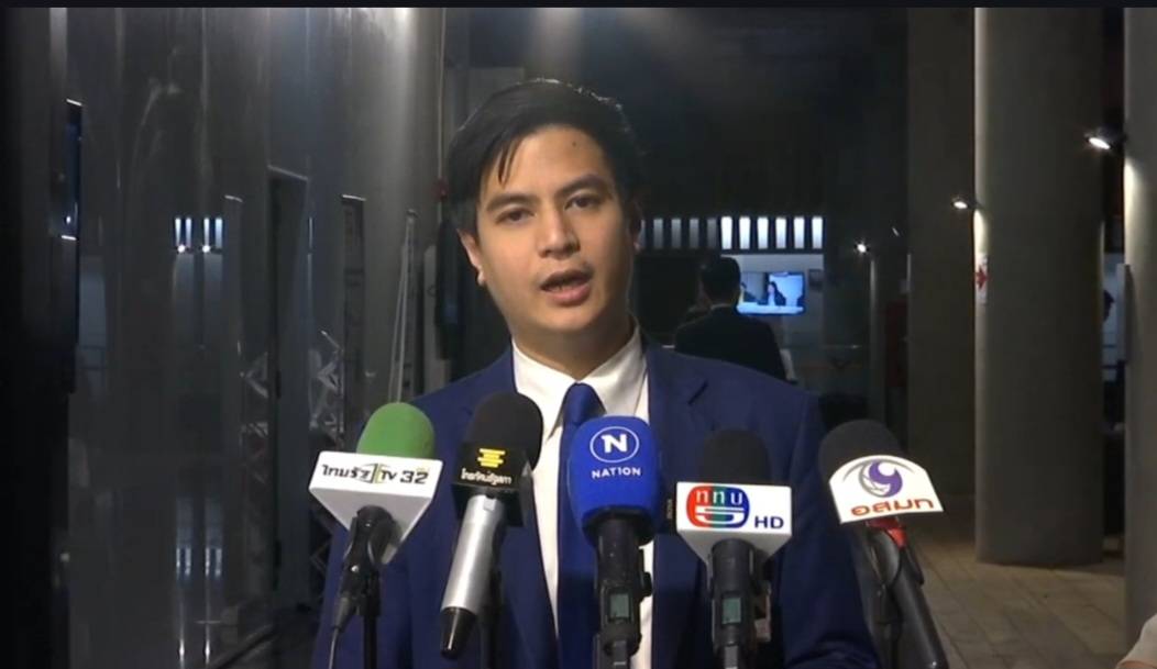 ”พริษฐ์“ ฮึมตรวจสอบงบกระตุ้นเศรษฐกิจ 1.57 แสนล้านบาท หลังกรมบัญชีกลางให้หน่วยงานเร่งเขียนโครงการ