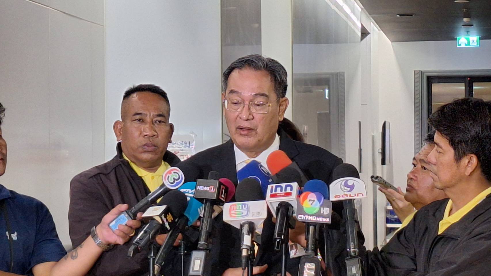 “นิกร” แจง “วิปฝ่ายค้าน” ก่อนร่าง พ.ร.บ.ประชามติฯเข้าสภาฯพรุ่งนี้ มั่นใจผ่านฉลุย