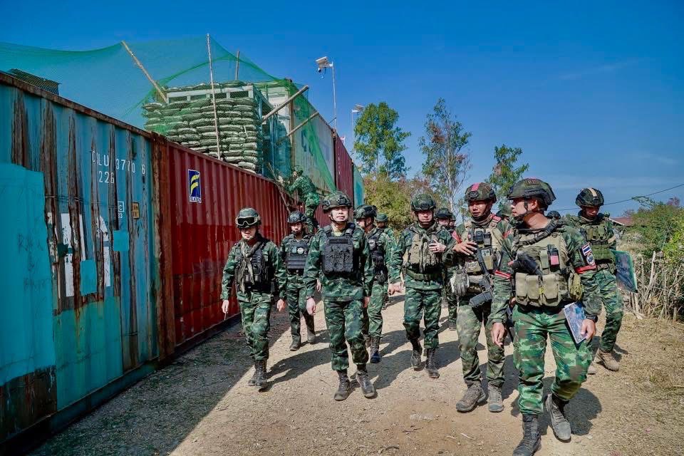 “มทภ.1” ลงพื้นที่สระแก้ว ตรวจเข้มแนวชายแดนหนองจาน เร่งวางกำลัง–สร้างที่มั่น ป้องกันการรุกล้ำอธิปไตย