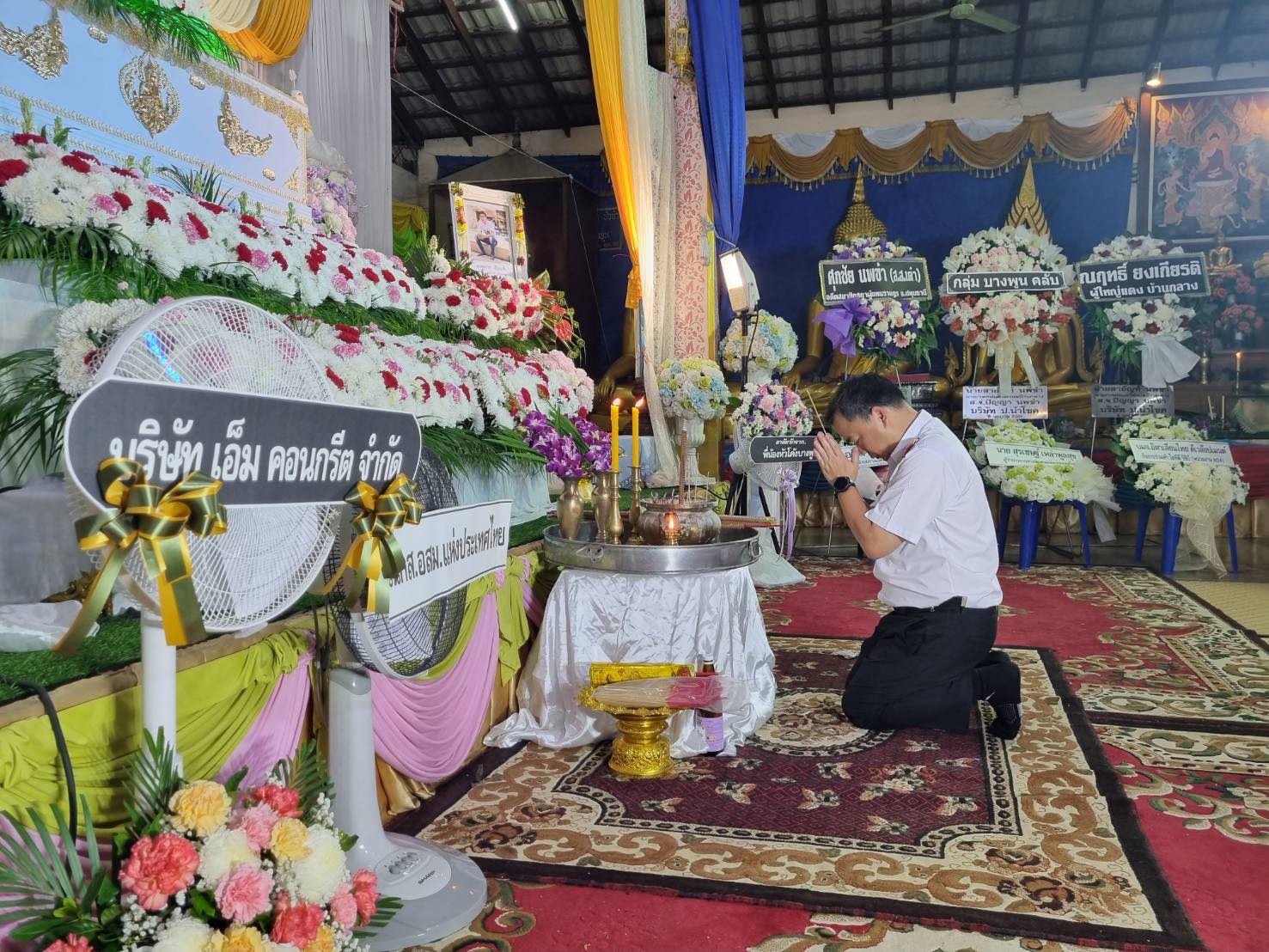 ผู้ว่าการ กทพ.ร่วมแสดงความอาลัยแก่ผู้สูญเสียสะพานถนนพระราม 2 ถล่ม พร้อมเยียวยาเต็มที่