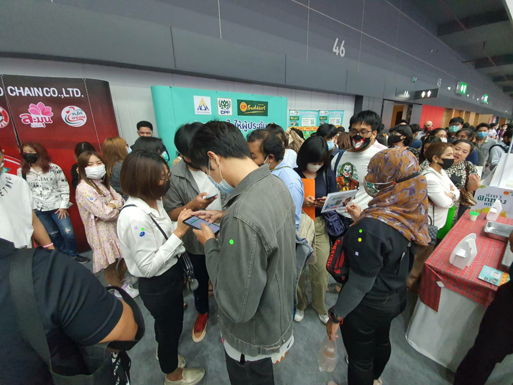 บรรยากาศบูธ "ซีพีเอฟ" ในงาน Job Expo Thailand 2020 คึกคัก!!