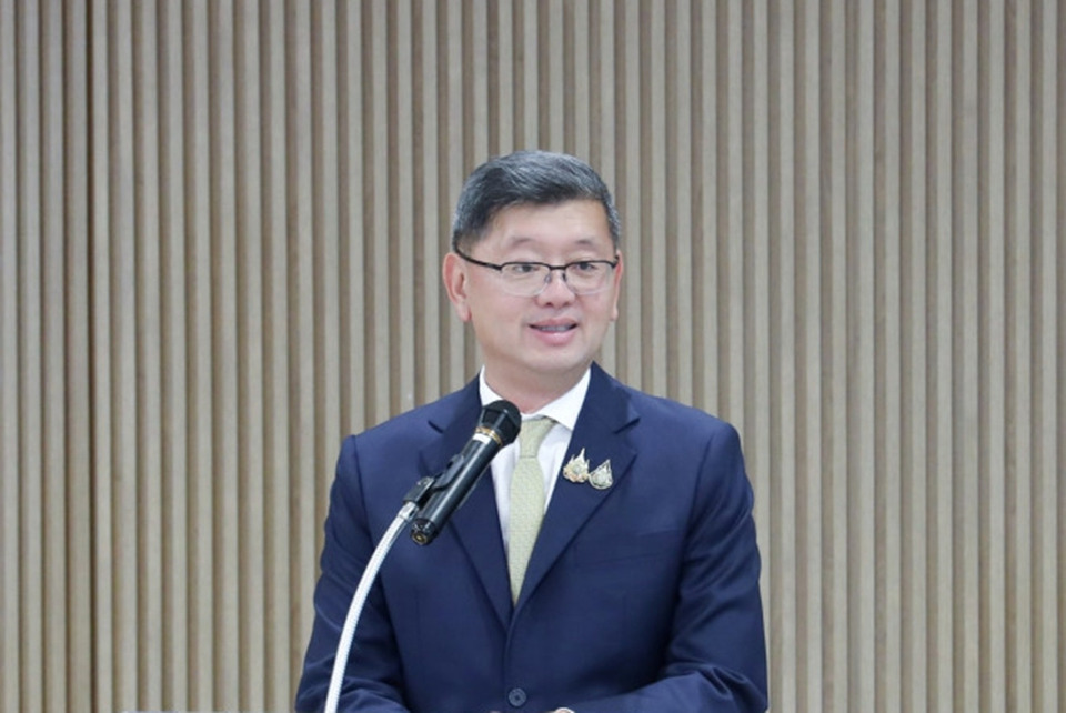 "ปลัดดีอี" เดินหน้าตั้งกรรมการสอบ "สินบนสแกมเมอร์ 40 ล้าน" ลั่นฟันไม่เลี้ยงหากเจอข้าราชการเอี่ยว