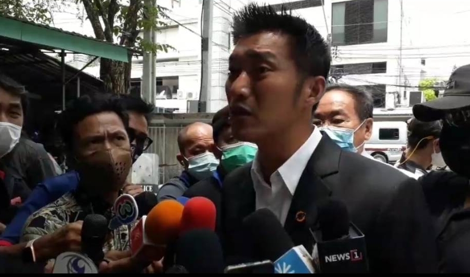 ตร. นัดตรวจหลักฐาน "ธนาธร" เพิ่ม 7 พค . เจ้าตัวยันบริสุทธิ์ใจทำเพื่อบ้านเมือง 