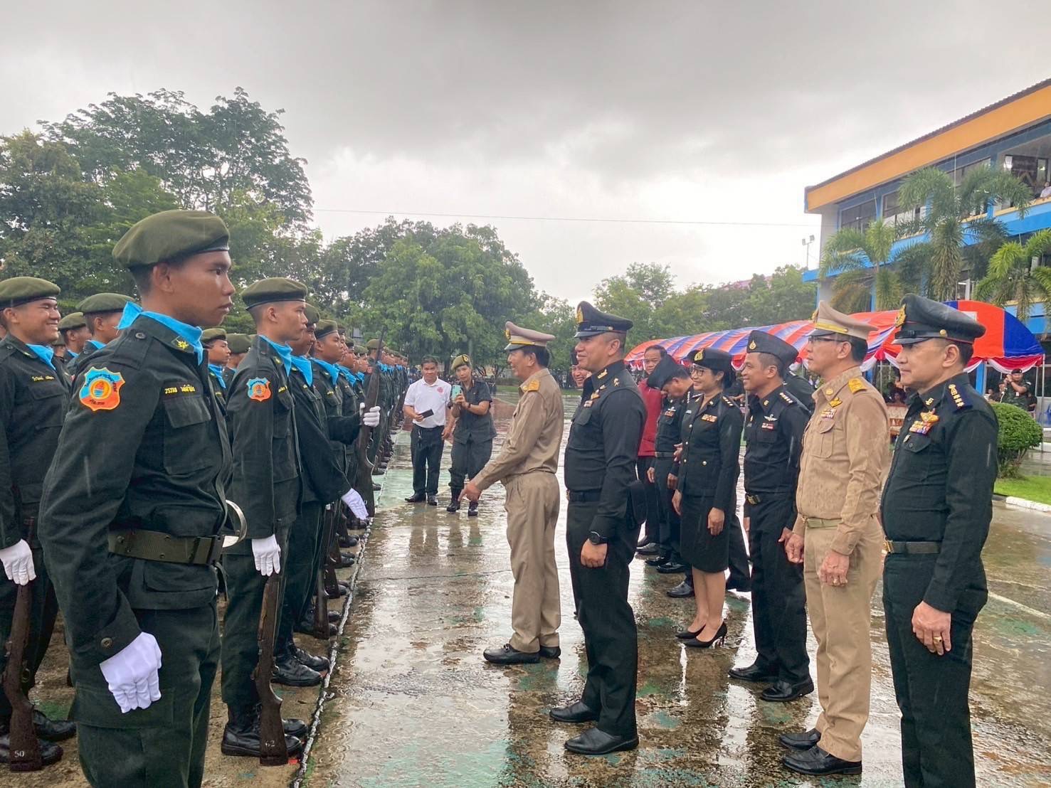 นายก อบจ.ศรีสะเกษ ย้ำหน้าที่ นศท. ต้องมีวินัย–เสียสละปกป้องชาติ ศาสนา พระมหากษัตริย์และประชาชน