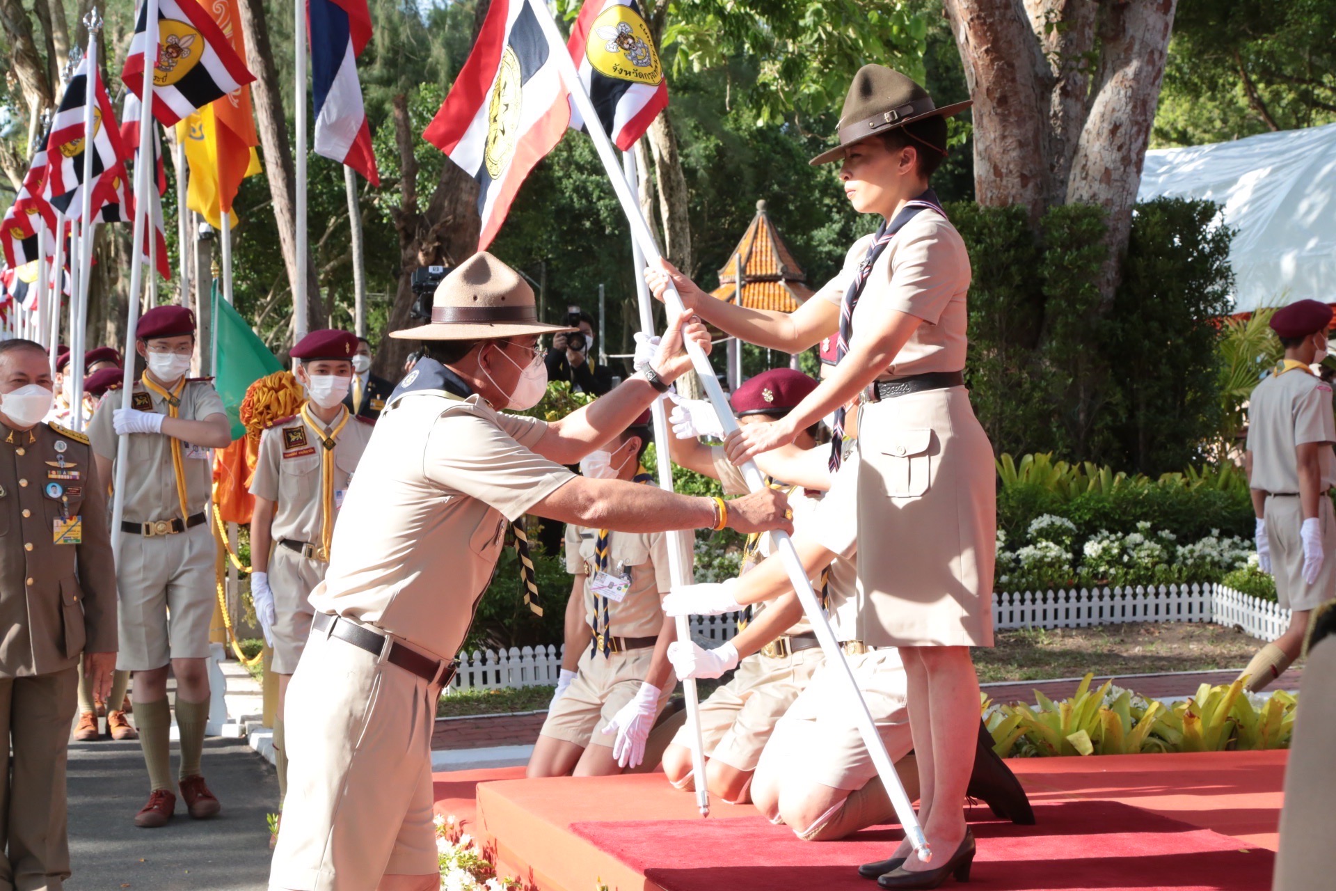 “ในหลวง” โปรดเกล้าฯ ให้สมเด็จพระเจ้าลูกเธอ เจ้าฟ้าพัชรกิติยาภาฯ พระราชทานธงคณะลูกเสือแห่งชาติ