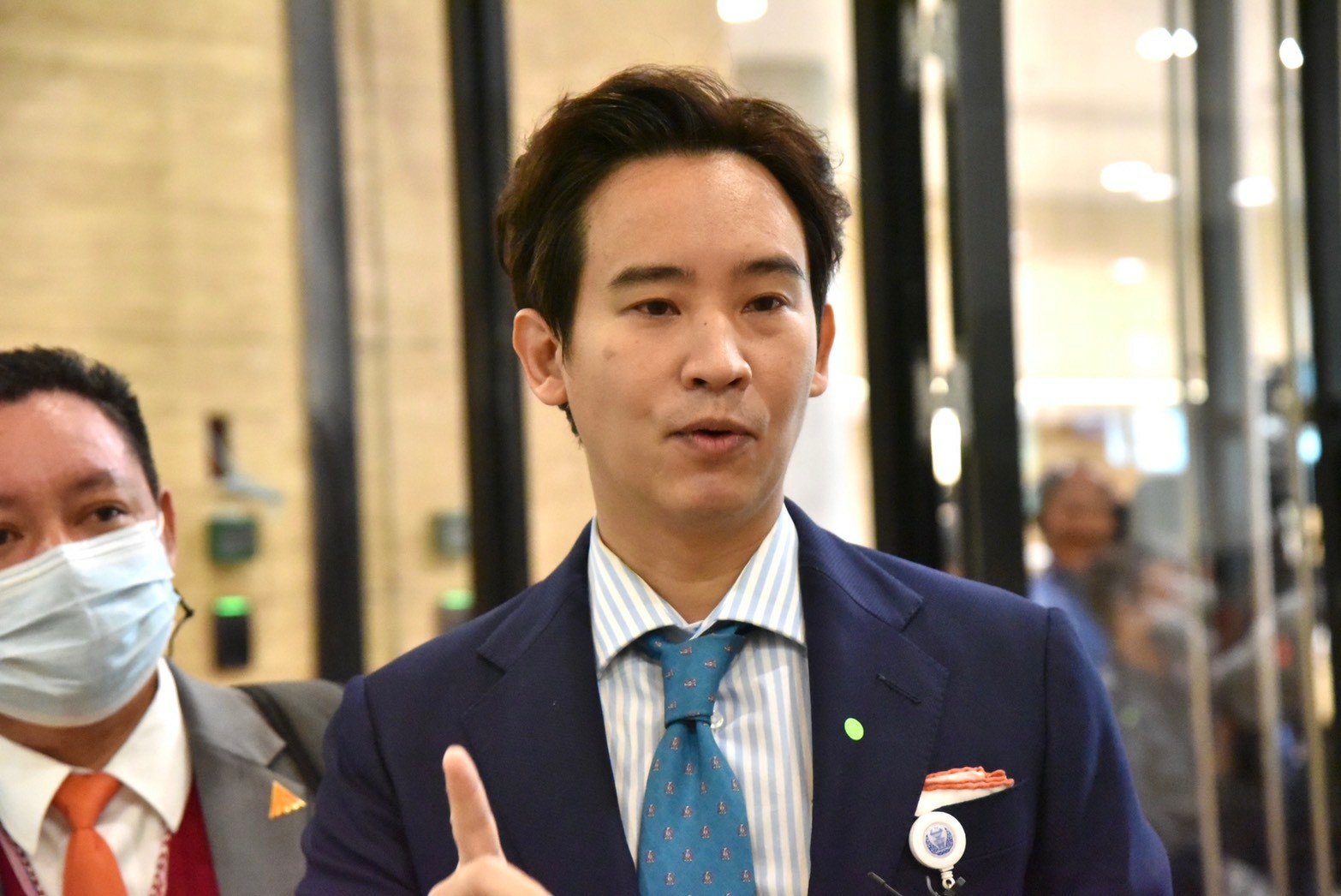 "พิธา"ลั่นก้าวไกลพร้อมลุยสนามเลือกตั้งกทม.โวเลือกคนใหม่กว่า ชัดกว่าชิงเก้าอี้"ผู้ว่าฯกทม."