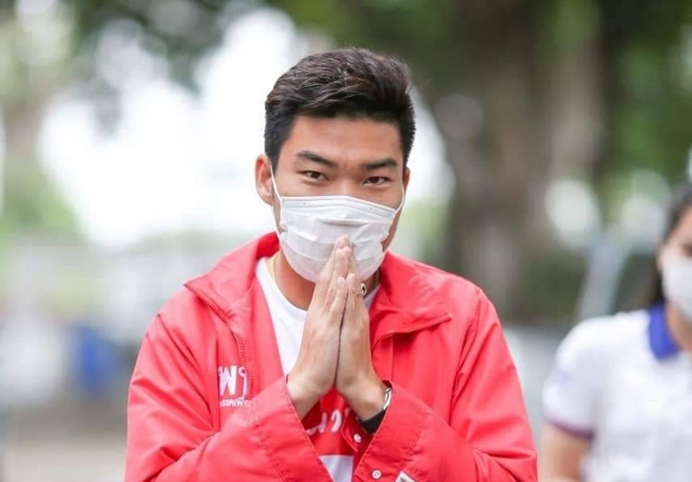 คลื่นลูกใหม่!! ทายาทกระกูล "วรปัญญา" ขวัญใจคนชัยบาดาลได้รับกำลังใจท่วมท้น