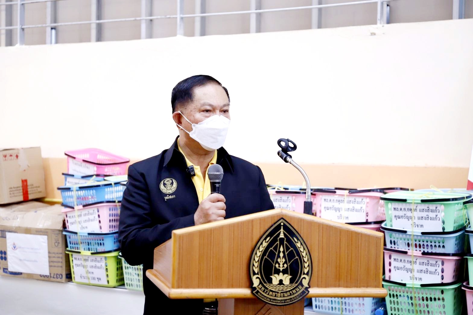 "อดุลย์" จับมือภาครัฐ-เอกชน-ปชช.ร่วมตั้งรพ.สนาม 300 เตียงให้นครพนม หลังพบผู้ติดเชื้อโควิดพุ่ง 