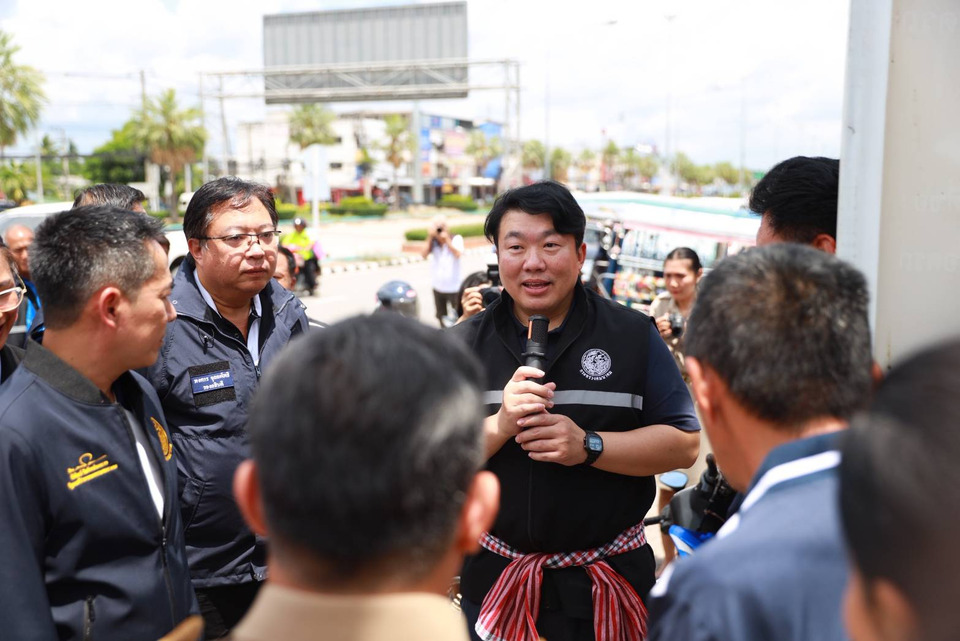 “สิริพงศ์” ลงขอนแก่น เร่งยกระดับคมนาคม–แก้รถติด พร้อมแก้ปัญหาความแออัด รพ.ชุมแพ