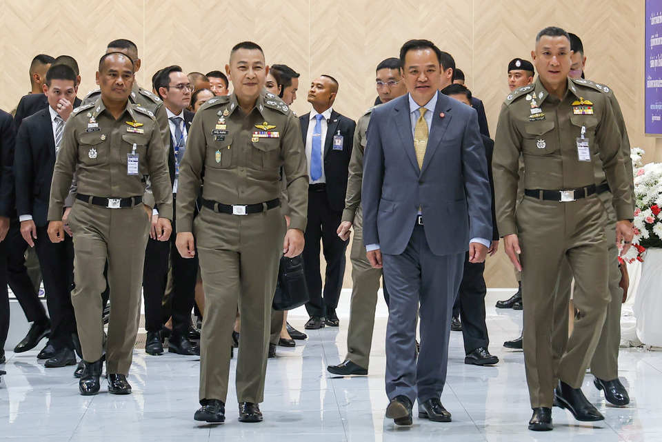 นายกรัฐมนตรีมอบนโยบายผู้บริหารระดับสูงของสำนักงานตำรวจแห่งชาติ เน้นย้ำพิทักษ์ปกป้องสถาบัน