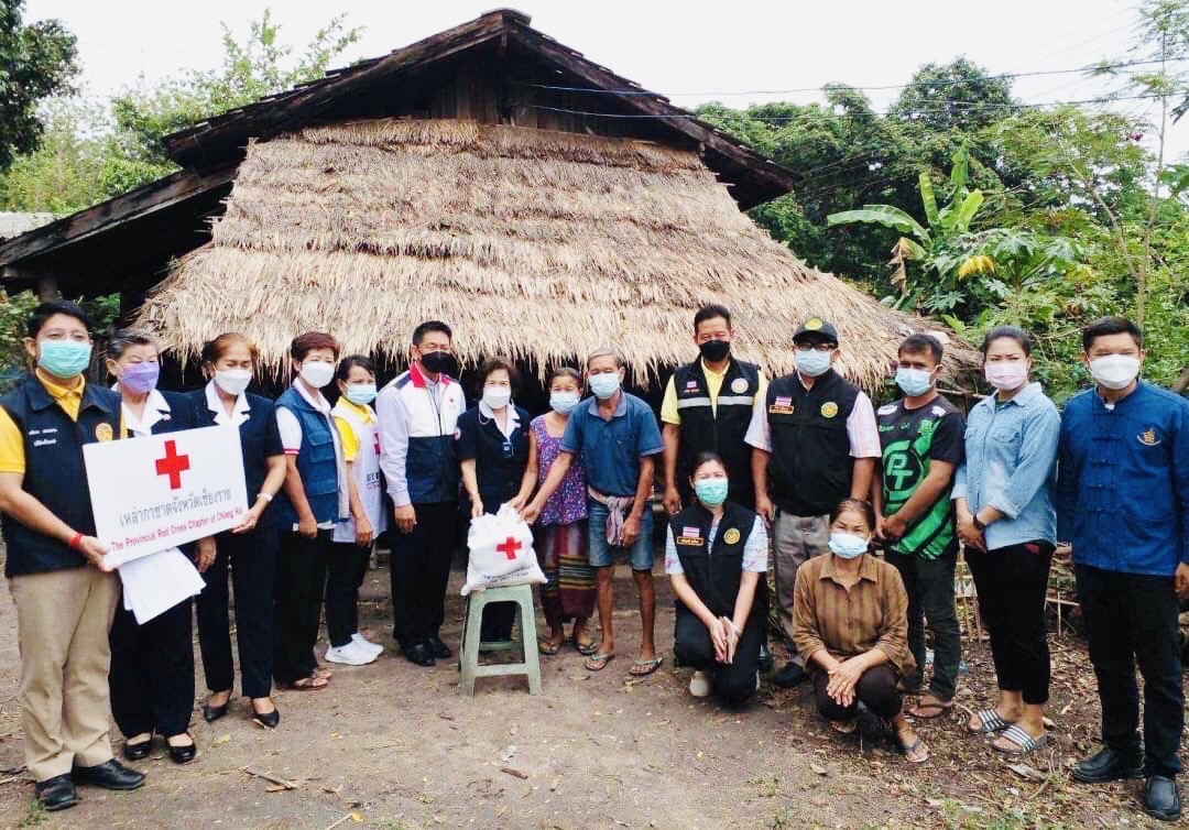 กาชาดเชียงราย ลงพื้นที่ อ.แม่สรวย คัดเลือกผู้เข้าร่วมโครงการ "เหล่ากาชาดห่วงใยสร้างบ้านผู้ยากไร้จังหวัดเชียงราย" 
