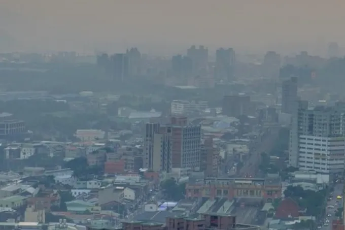 เรียนรู้ค่า AQI อันตรายที่มากับฝุ่น PM2.5 อาจทำปอดเสื่อม หัวใจทำงานหนัก
