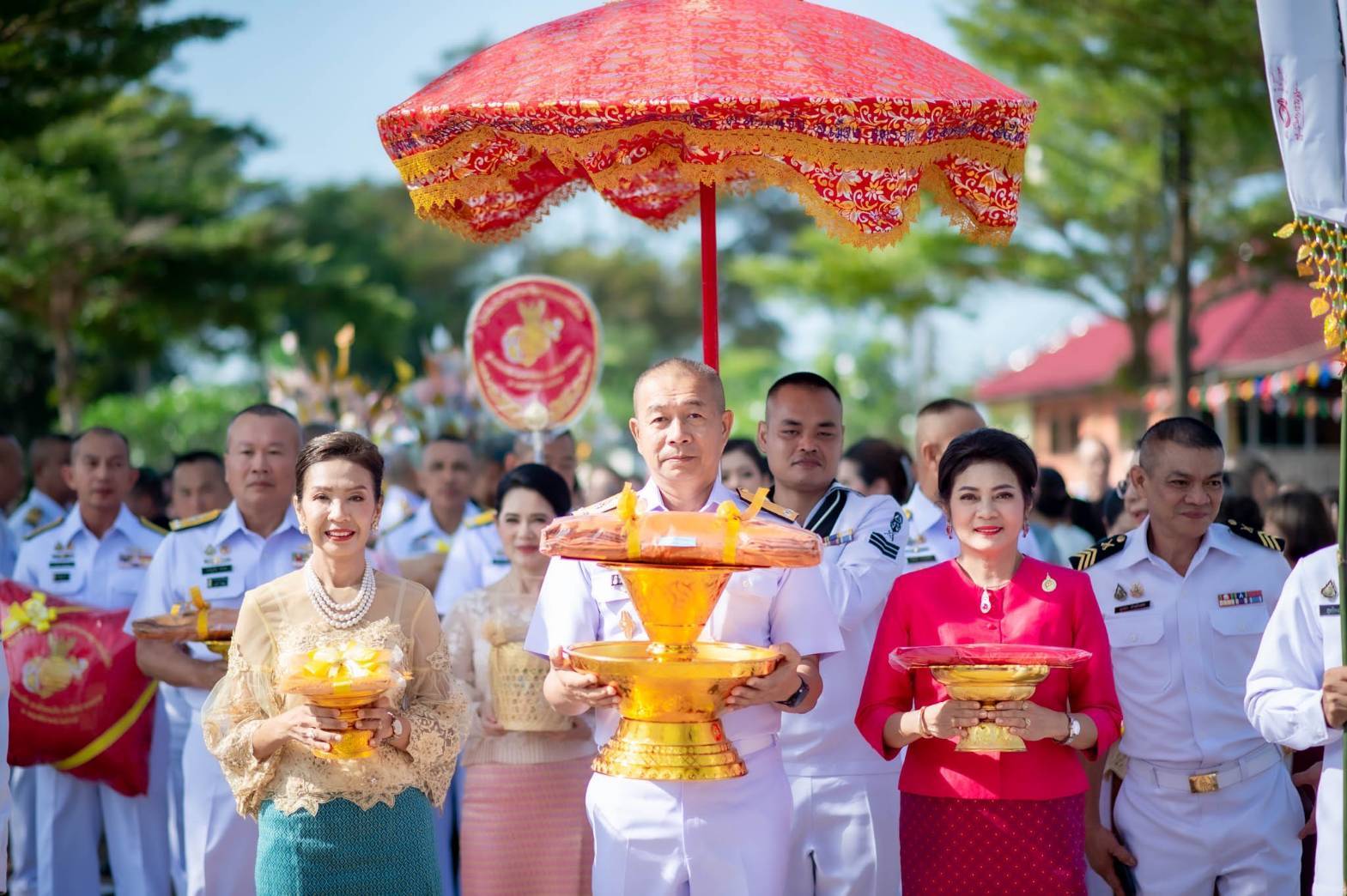 หน่วยบัญชาการนาวิกโยธินร่วมกับพี่น้องประชาชนทอดกฐินสามัคคี ประจำปี 2567