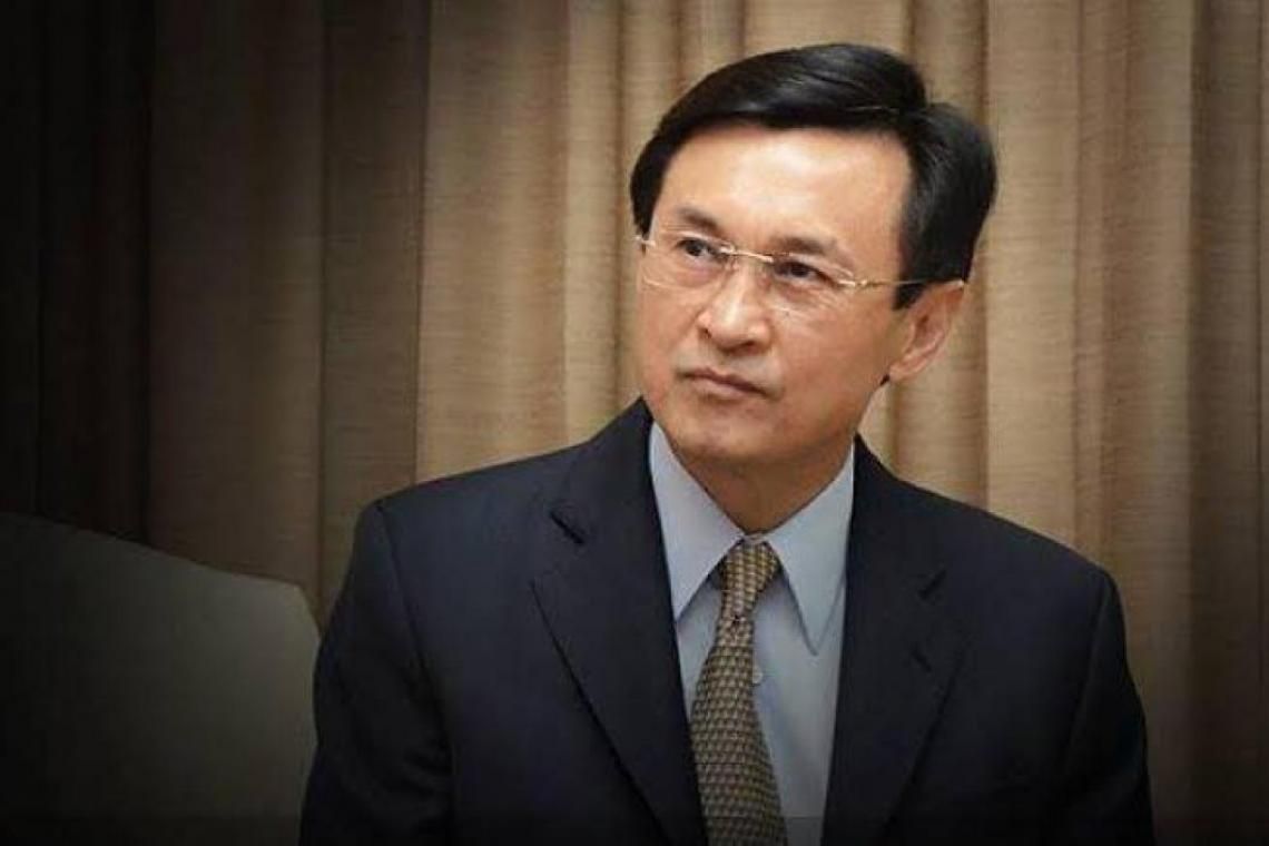 "จาตุรนต์"ข้องใจรัฐไทยเอาเป็นเอาตายกับเด็กที่มาเรียนหนังสือ รุนแรงกว่าที่ทำกับทุนสีเทาหลายเท่านัก