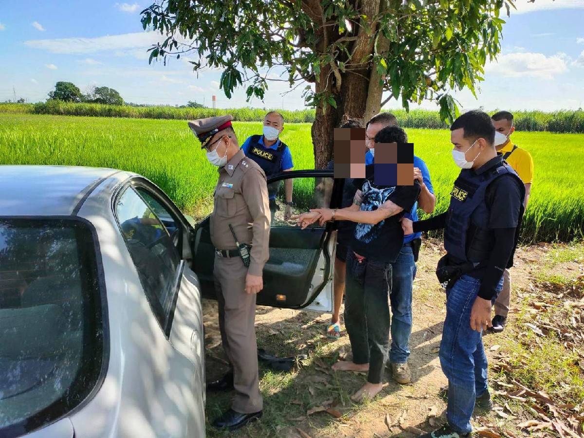  รวบ "แมนเบญจพาด"เอเย่นต์ยาเสพติดรายใหญ่พร้อมแฟนสาวยึดของกลางเพียบ