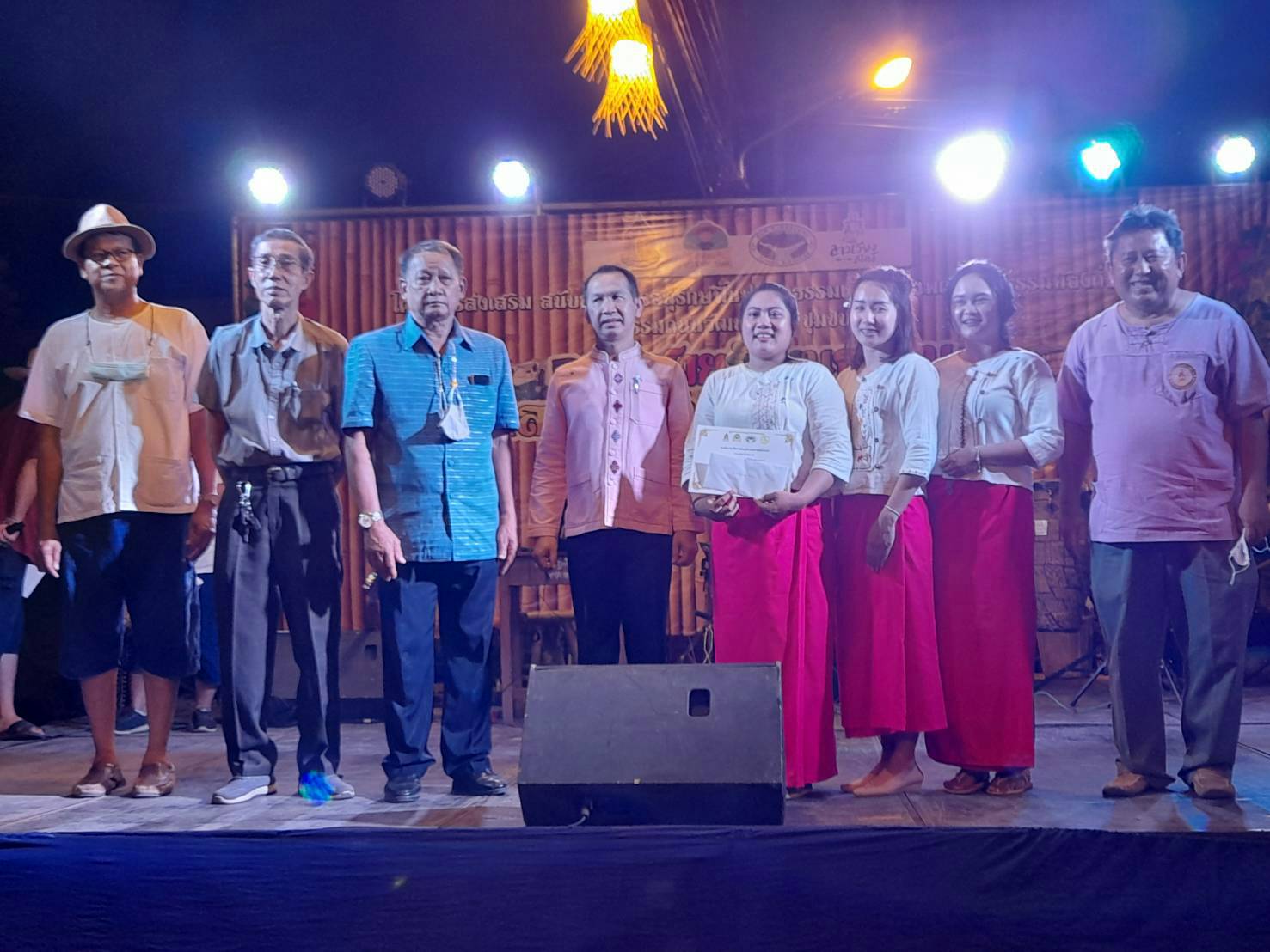 วัฒนธรรมอุตรดิตถ์ เปิดกิจกรรมถนนสายวัฒนธรรมลาวเวียงหาดสองแคว 