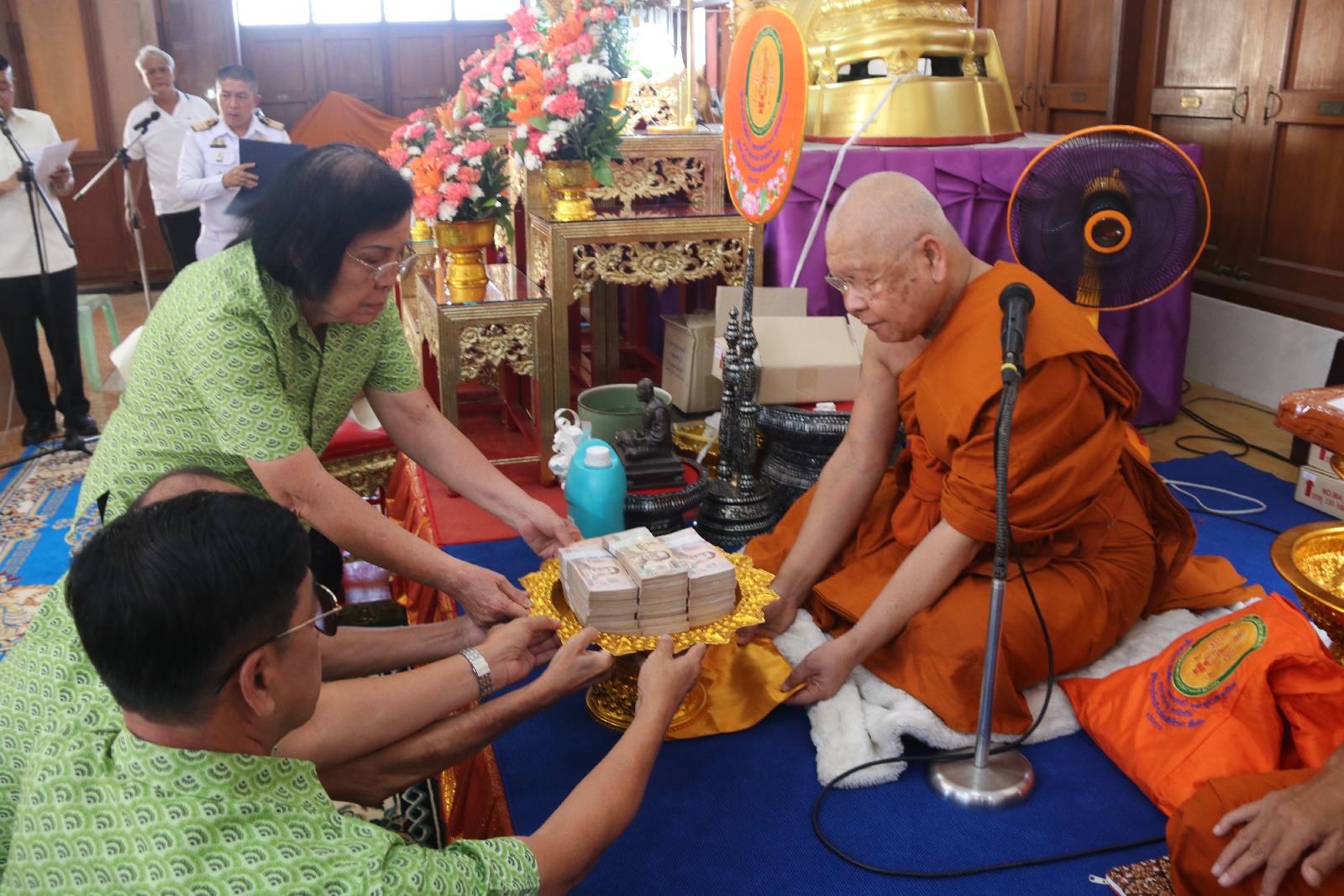 มหากุศล ทอดกฐินสามัคคีวัดสัตหีบ สมทบทุนในการบูรณะถาวรวัตถุและการสาธารณกุศล เกือบ 3ล้านบาท 