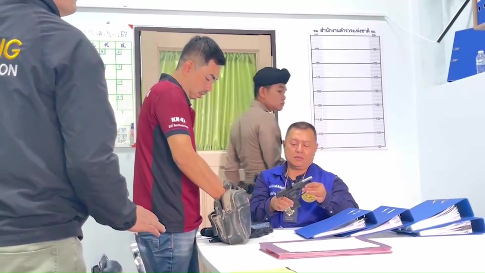 บุกจับผู้ต้องหาแอบซื้อปืนแบลงค์กันทางออนไลน์เตรียมขยายผลสาวถึงแหล่งผลิต