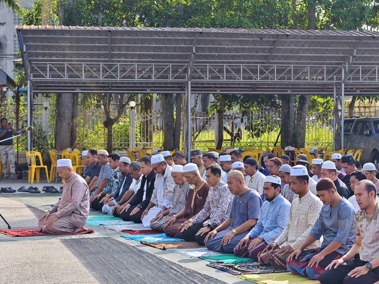 รวมพลังต้านความรุนแรง! ประชาชน-ผู้นำศาสนาร่วมละหมาดฮายัต ย้ำ “สันติสุขต้องเกิดจากคนในพื้นที่”