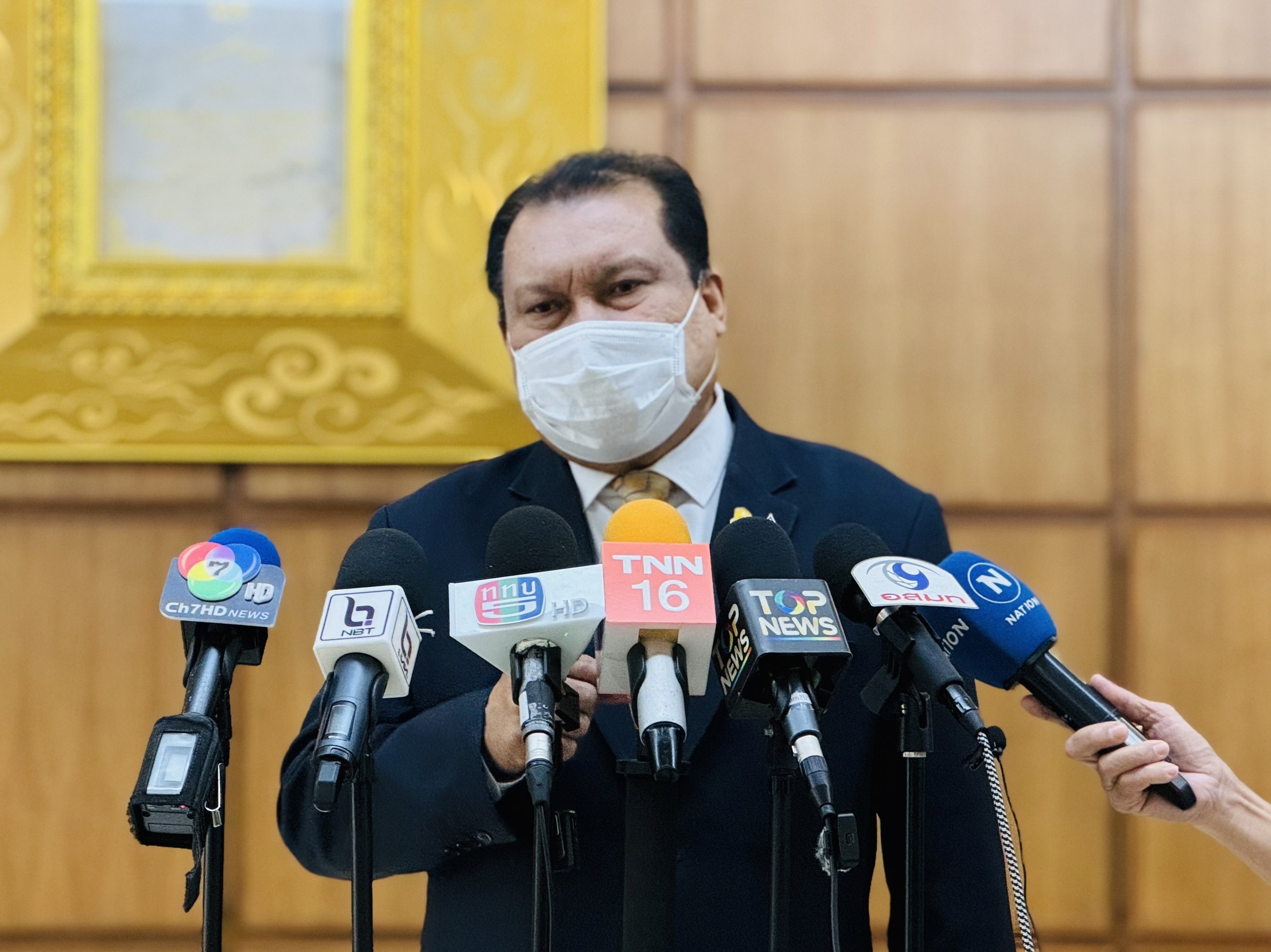 ไวแท้ ! "สนธิญา" ร้องกกต. สอบ "หมอเกศกมล" ปมวุฒิการศึกษา พ่วงสอบ "นันทนา" นัดผู้สมัครประชุมก่อนเลือกสว.ผิดกฎหมายหรือไม่